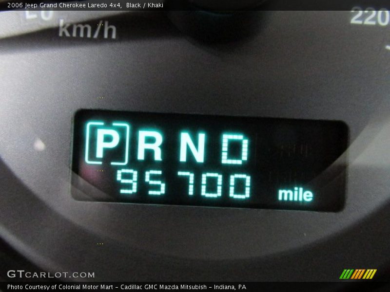 Black / Khaki 2006 Jeep Grand Cherokee Laredo 4x4