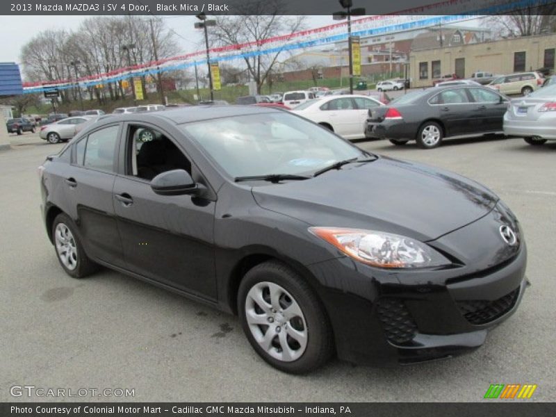 Front 3/4 View of 2013 MAZDA3 i SV 4 Door