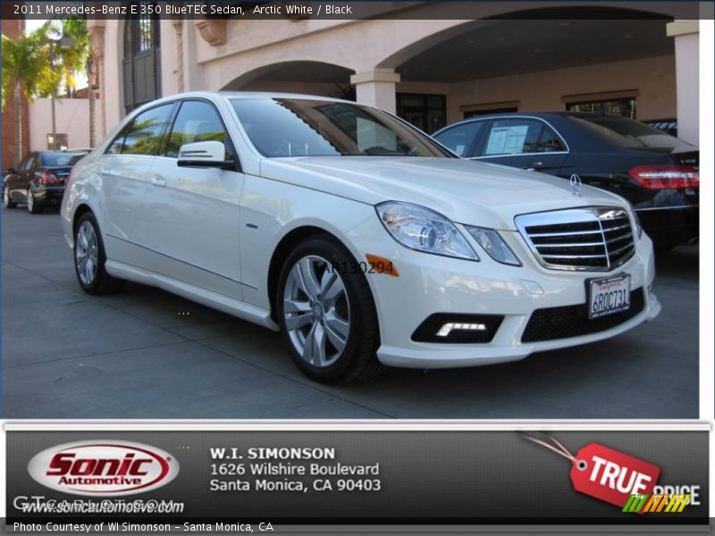 Arctic White / Black 2011 Mercedes-Benz E 350 BlueTEC Sedan