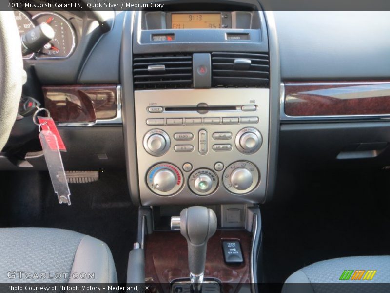 Quick Silver / Medium Gray 2011 Mitsubishi Galant ES