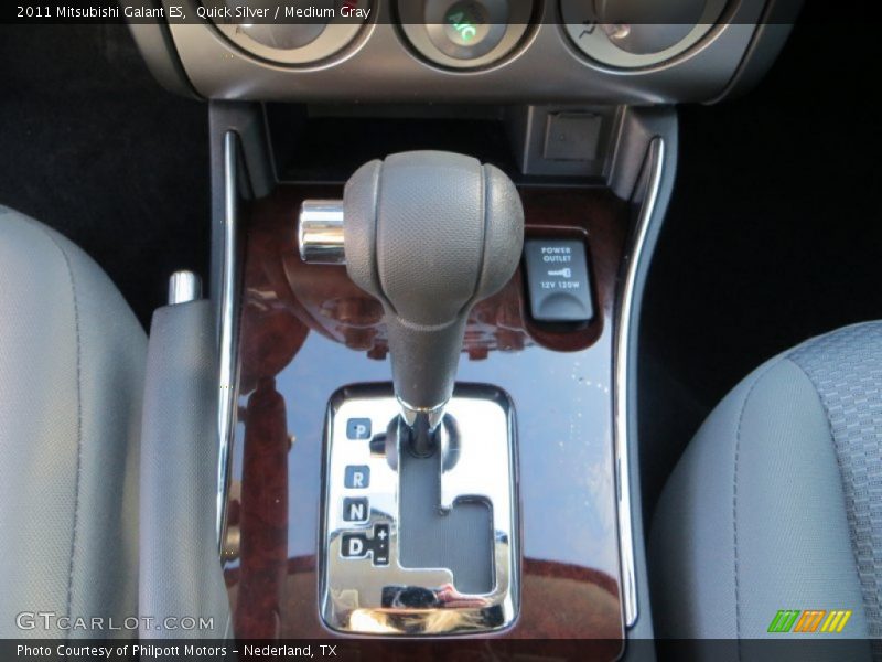Quick Silver / Medium Gray 2011 Mitsubishi Galant ES