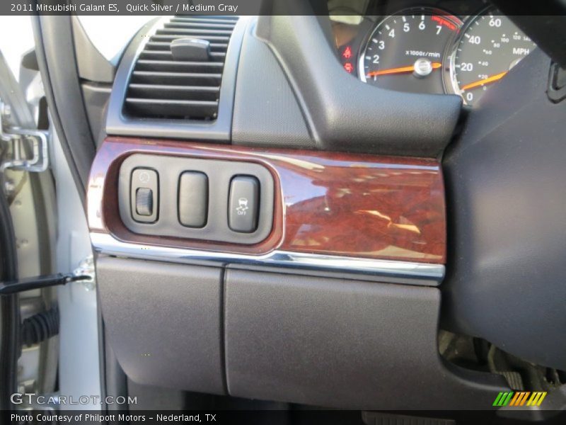 Quick Silver / Medium Gray 2011 Mitsubishi Galant ES