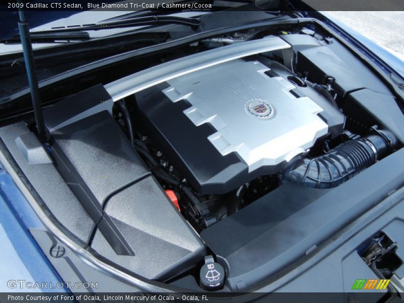 Blue Diamond Tri-Coat / Cashmere/Cocoa 2009 Cadillac CTS Sedan