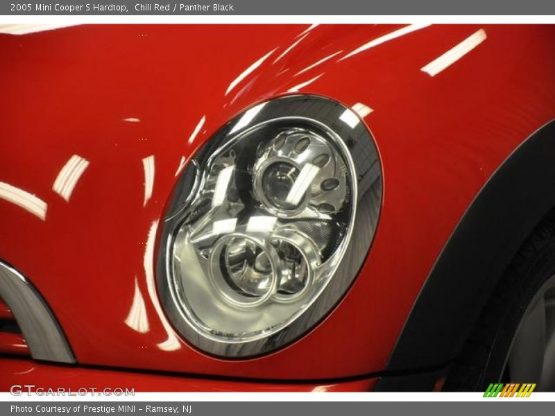 Chili Red / Panther Black 2005 Mini Cooper S Hardtop