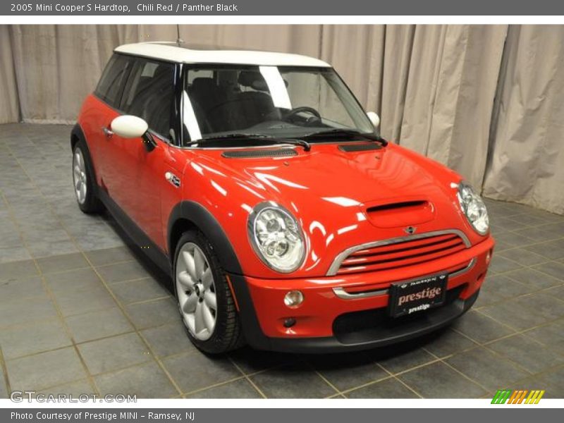 Chili Red / Panther Black 2005 Mini Cooper S Hardtop