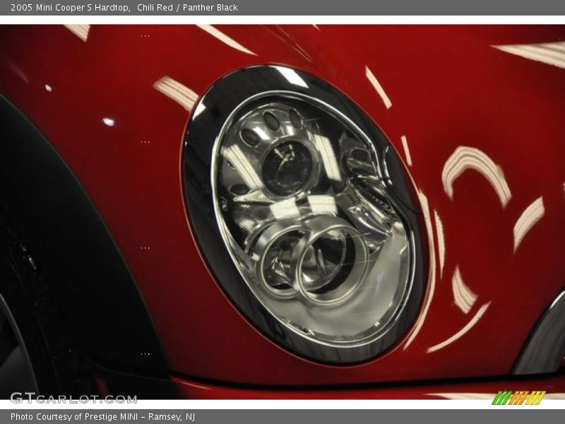 Chili Red / Panther Black 2005 Mini Cooper S Hardtop