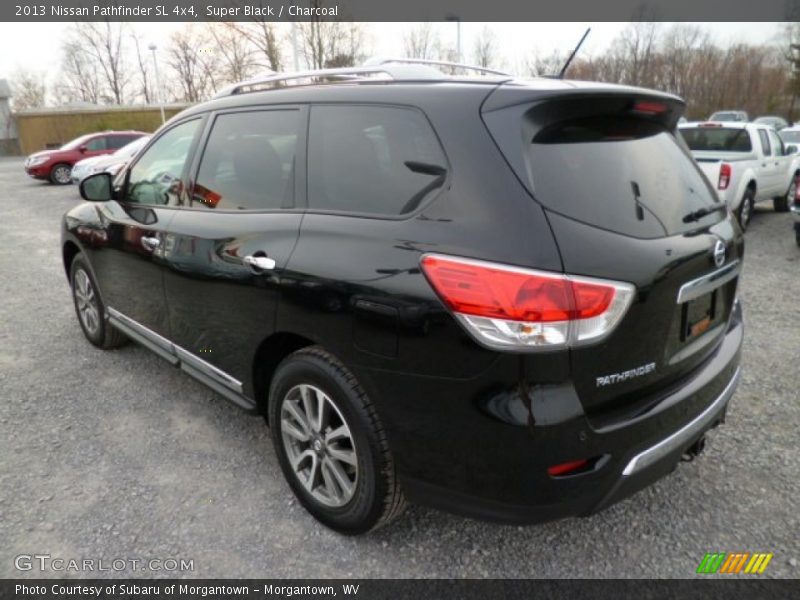 Super Black / Charcoal 2013 Nissan Pathfinder SL 4x4