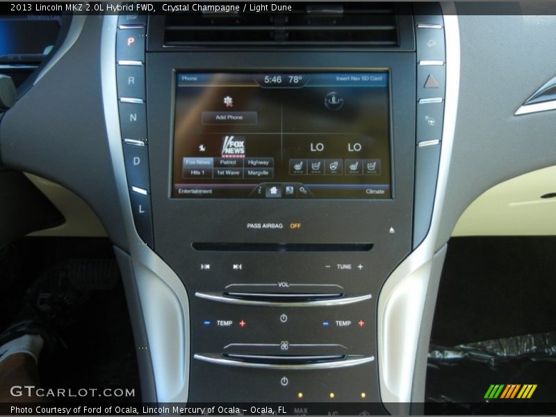 Controls of 2013 MKZ 2.0L Hybrid FWD