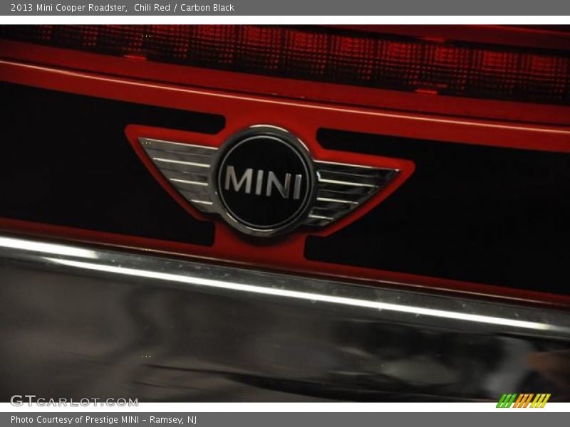 Chili Red / Carbon Black 2013 Mini Cooper Roadster