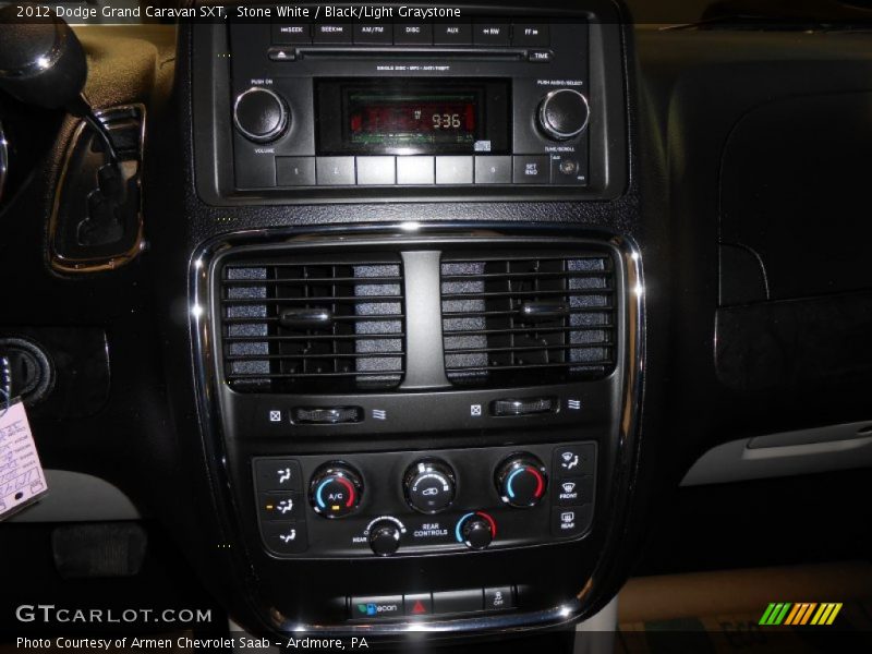 Stone White / Black/Light Graystone 2012 Dodge Grand Caravan SXT