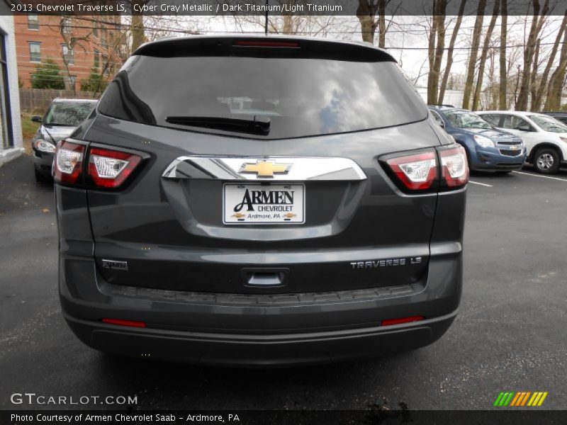 Cyber Gray Metallic / Dark Titanium/Light Titanium 2013 Chevrolet Traverse LS