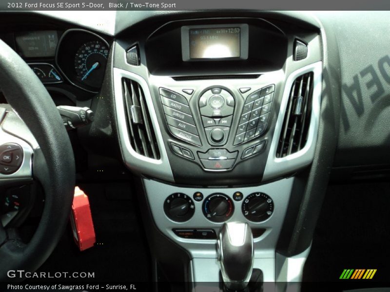 Black / Two-Tone Sport 2012 Ford Focus SE Sport 5-Door