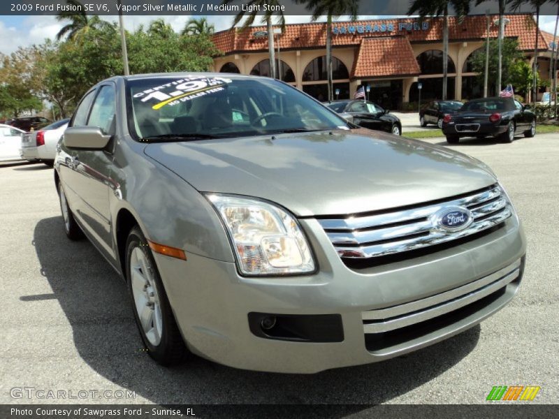 Vapor Silver Metallic / Medium Light Stone 2009 Ford Fusion SE V6