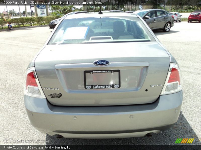 Vapor Silver Metallic / Medium Light Stone 2009 Ford Fusion SE V6