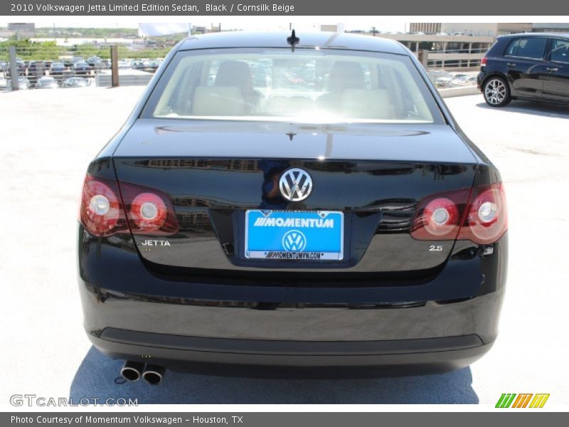 Black / Cornsilk Beige 2010 Volkswagen Jetta Limited Edition Sedan