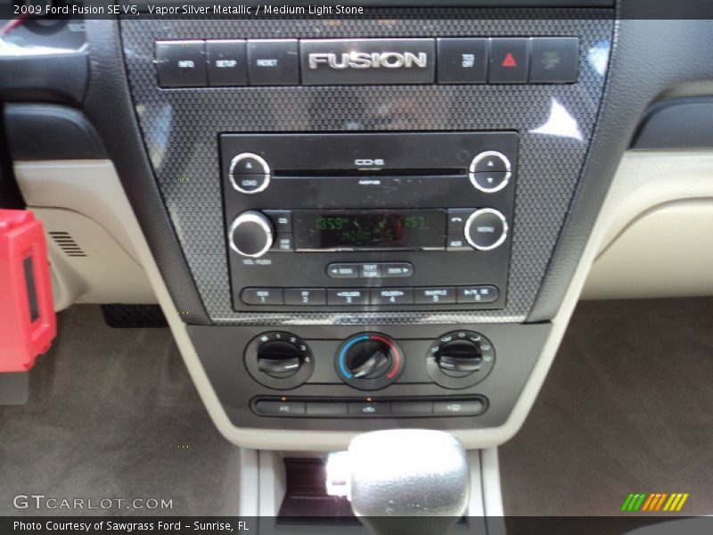 Vapor Silver Metallic / Medium Light Stone 2009 Ford Fusion SE V6