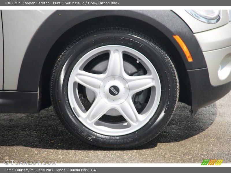 Pure Silver Metallic / Grey/Carbon Black 2007 Mini Cooper Hardtop