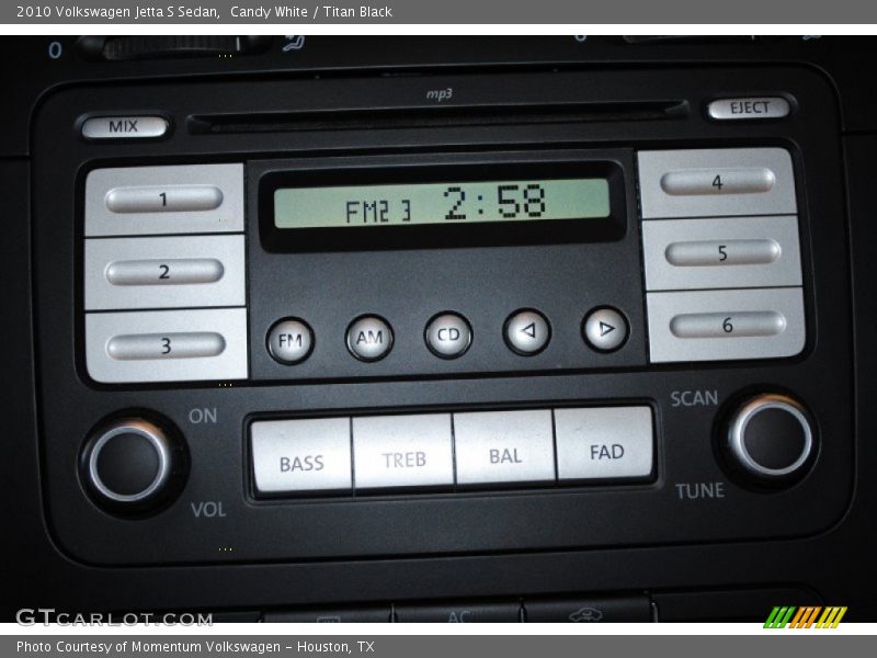 Candy White / Titan Black 2010 Volkswagen Jetta S Sedan