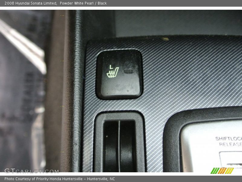 Powder White Pearl / Black 2008 Hyundai Sonata Limited