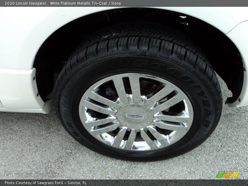 White Platinum Metallic Tri-Coat / Stone 2010 Lincoln Navigator