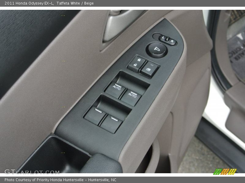 Taffeta White / Beige 2011 Honda Odyssey EX-L