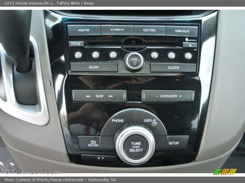 Taffeta White / Beige 2011 Honda Odyssey EX-L