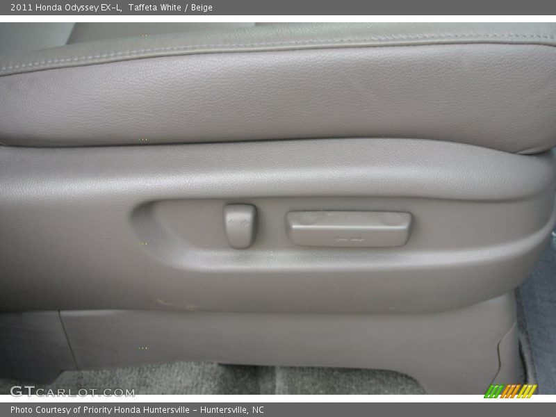 Taffeta White / Beige 2011 Honda Odyssey EX-L