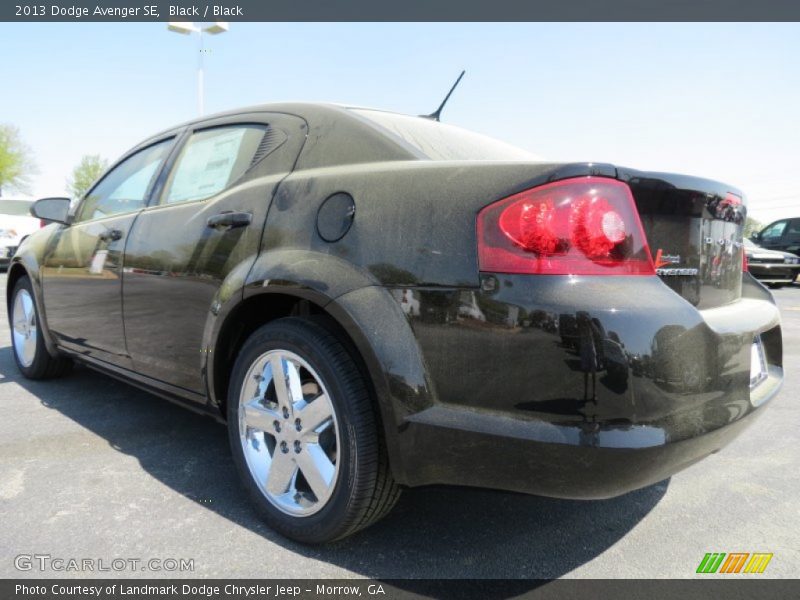 Black / Black 2013 Dodge Avenger SE