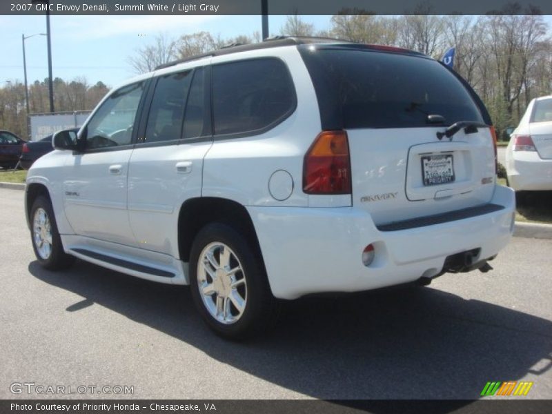Summit White / Light Gray 2007 GMC Envoy Denali