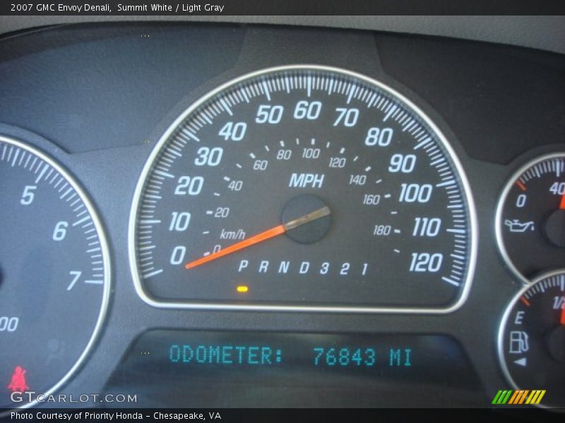 Summit White / Light Gray 2007 GMC Envoy Denali