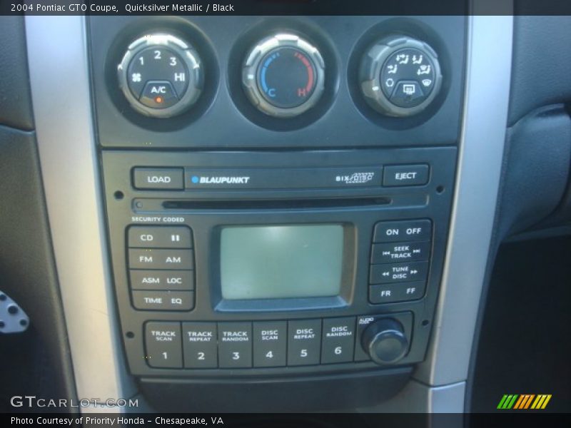 Controls of 2004 GTO Coupe