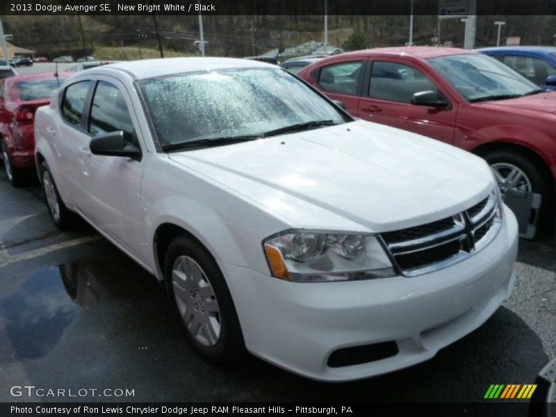 New Bright White / Black 2013 Dodge Avenger SE