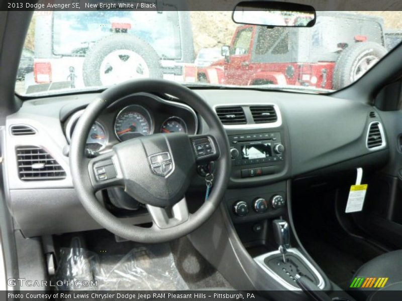 New Bright White / Black 2013 Dodge Avenger SE