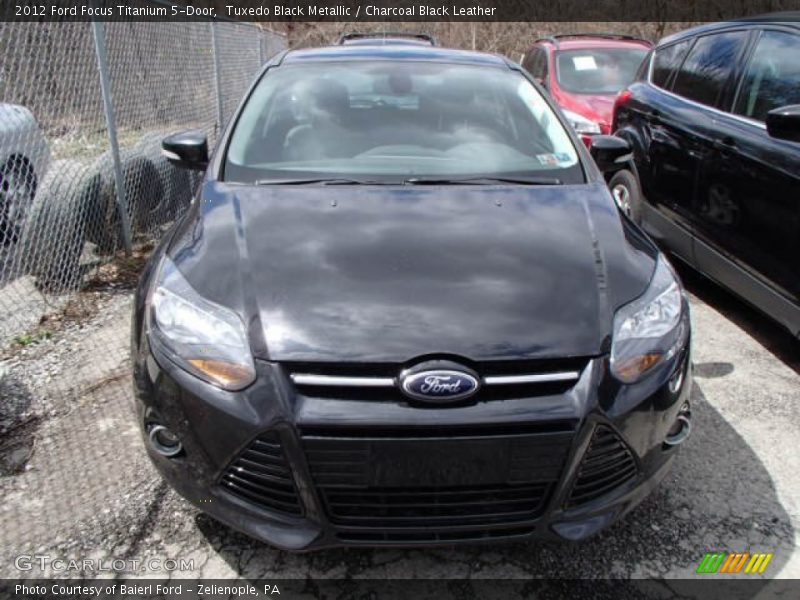 Tuxedo Black Metallic / Charcoal Black Leather 2012 Ford Focus Titanium 5-Door