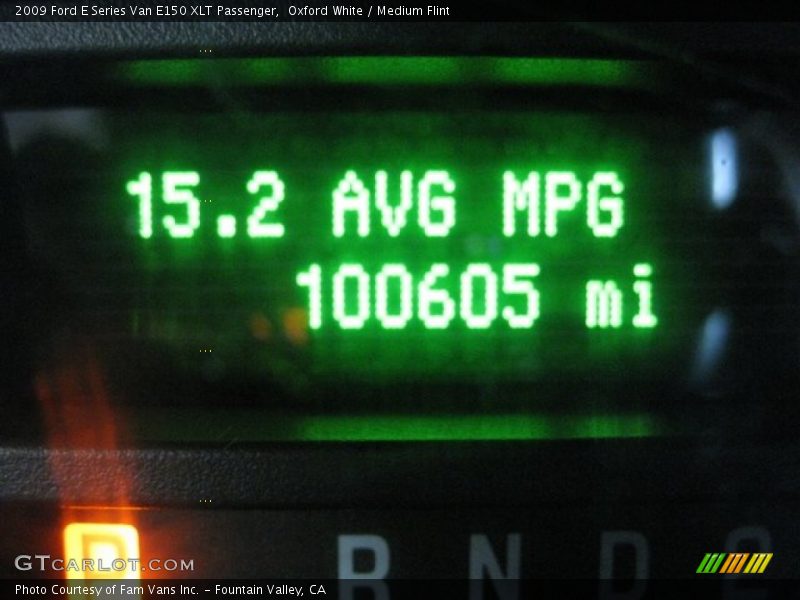 Oxford White / Medium Flint 2009 Ford E Series Van E150 XLT Passenger
