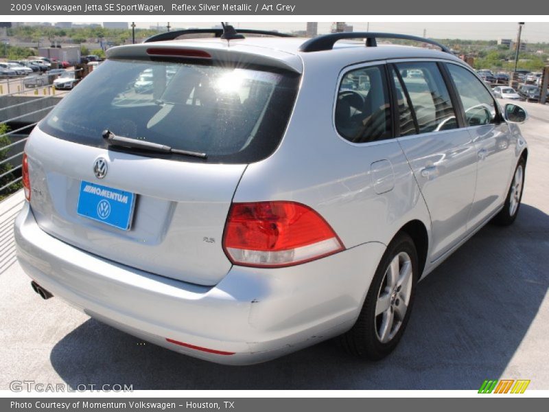 Reflex Silver Metallic / Art Grey 2009 Volkswagen Jetta SE SportWagen