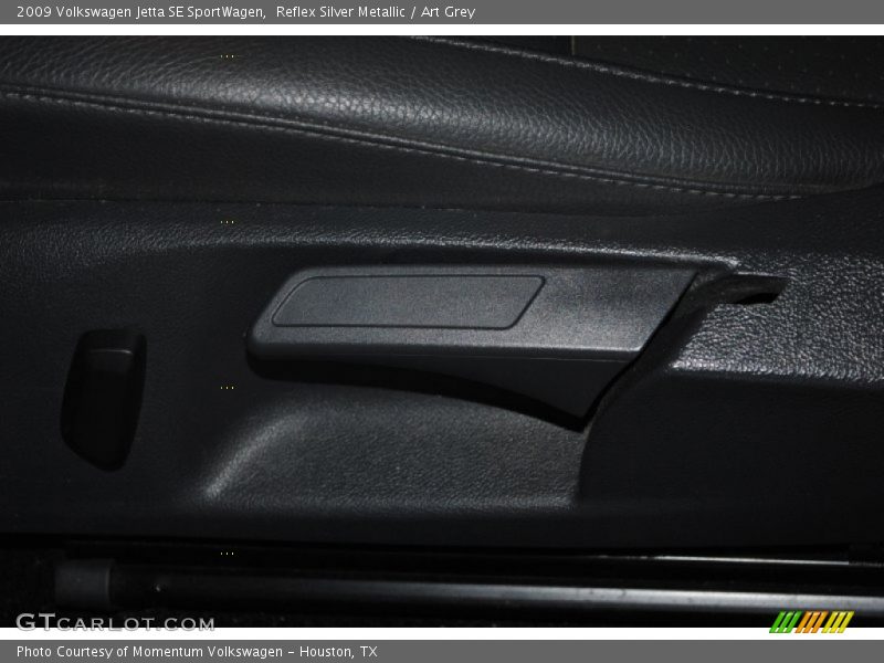 Reflex Silver Metallic / Art Grey 2009 Volkswagen Jetta SE SportWagen