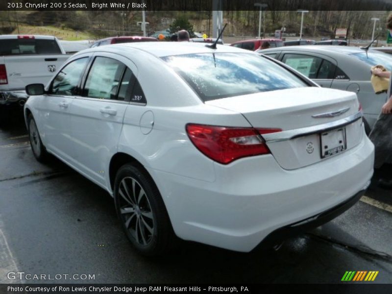 Bright White / Black 2013 Chrysler 200 S Sedan