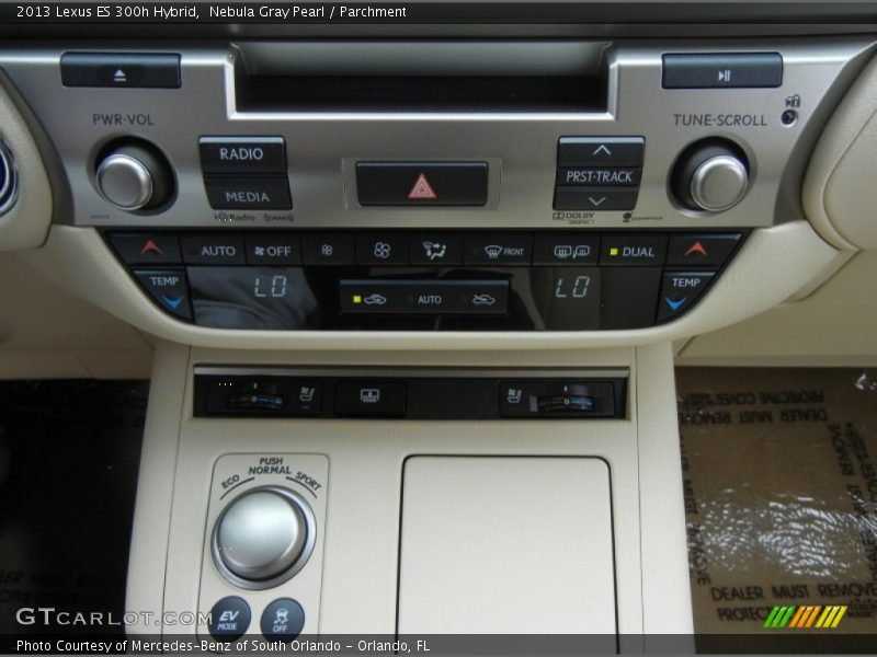 Nebula Gray Pearl / Parchment 2013 Lexus ES 300h Hybrid