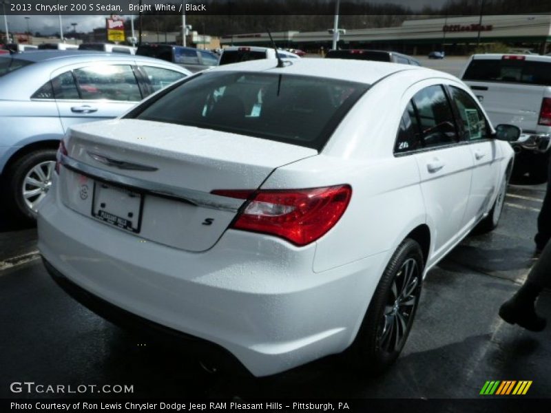 Bright White / Black 2013 Chrysler 200 S Sedan