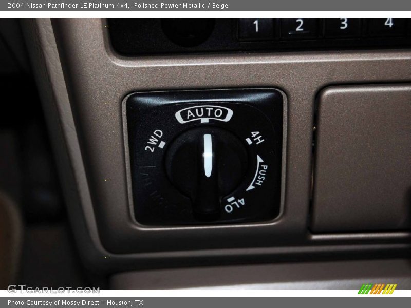 Polished Pewter Metallic / Beige 2004 Nissan Pathfinder LE Platinum 4x4