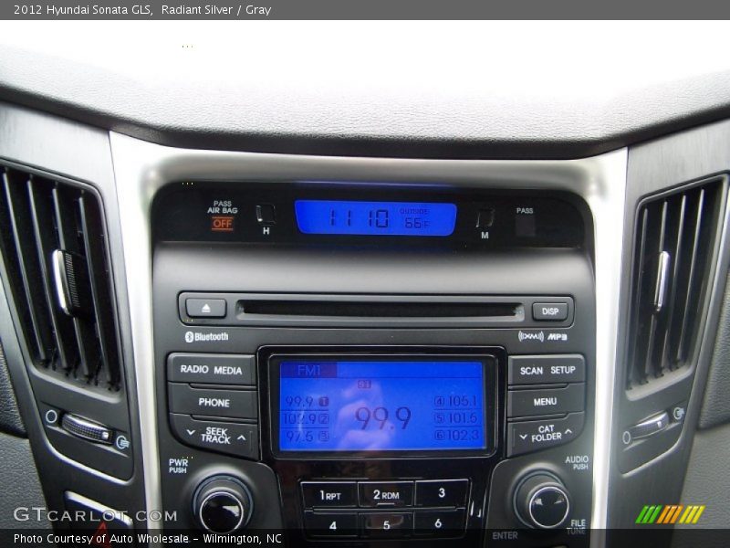 Radiant Silver / Gray 2012 Hyundai Sonata GLS