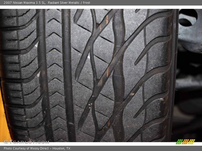 Radiant Silver Metallic / Frost 2007 Nissan Maxima 3.5 SL
