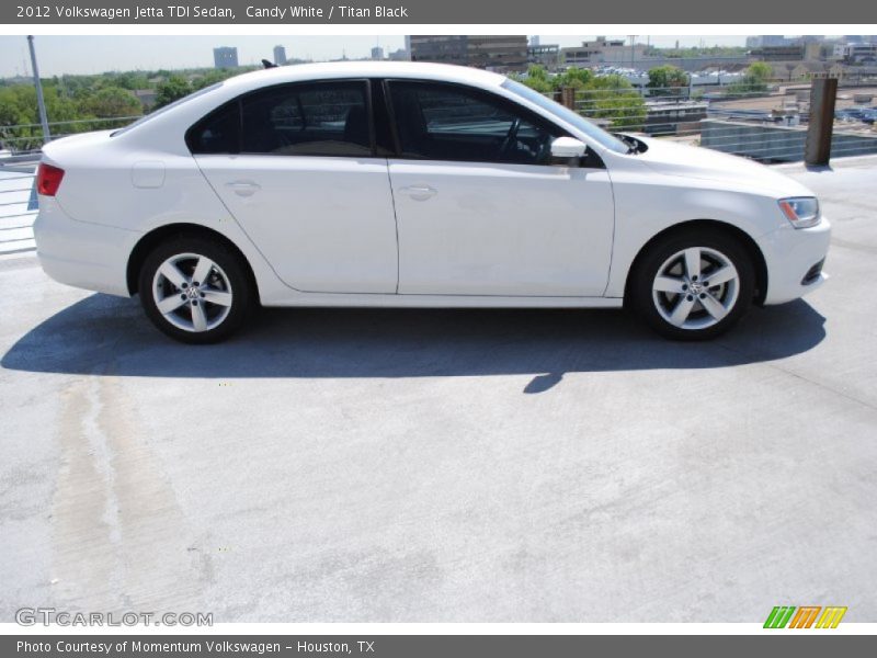 Candy White / Titan Black 2012 Volkswagen Jetta TDI Sedan