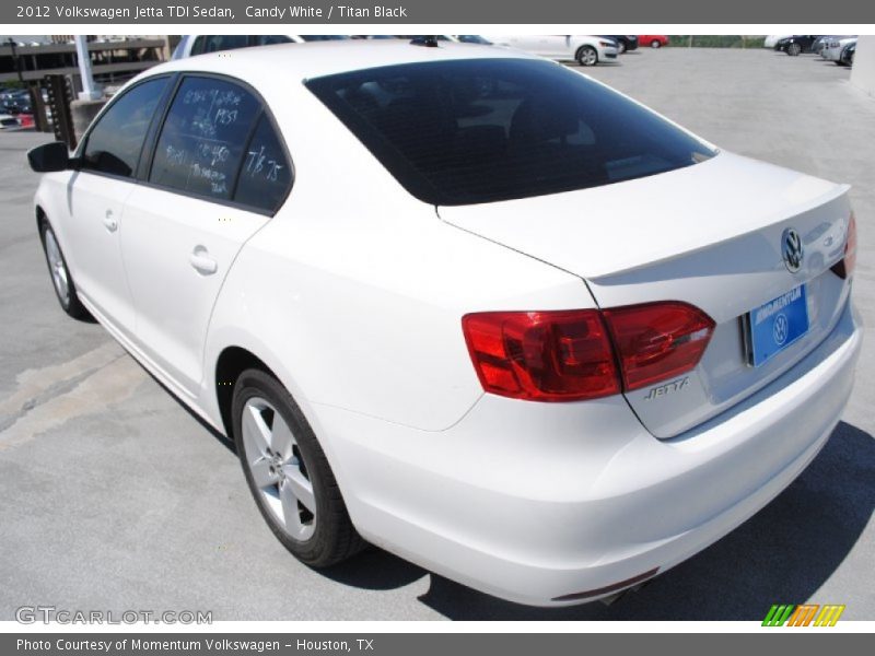 Candy White / Titan Black 2012 Volkswagen Jetta TDI Sedan