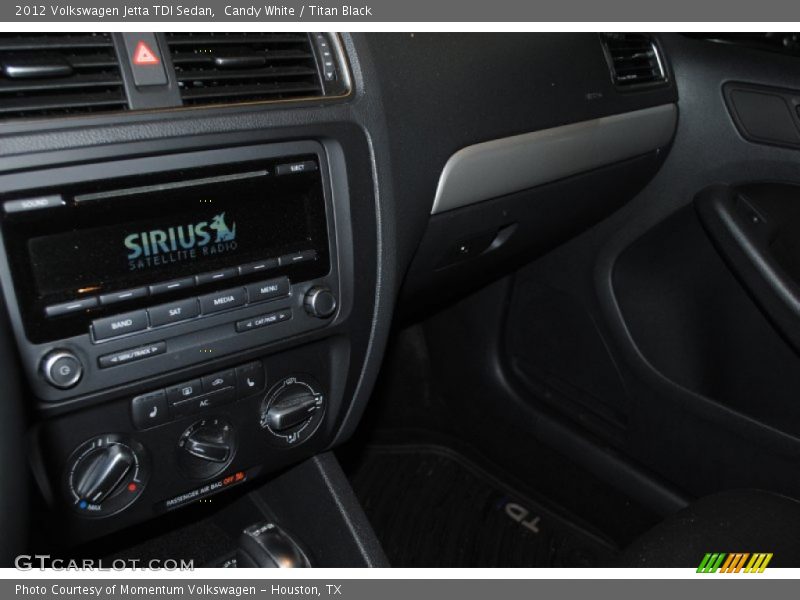 Candy White / Titan Black 2012 Volkswagen Jetta TDI Sedan