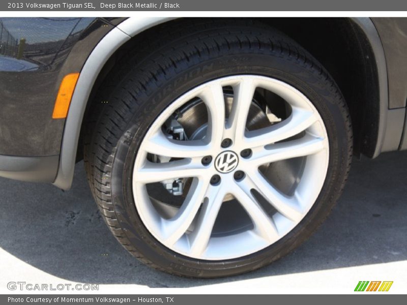 Deep Black Metallic / Black 2013 Volkswagen Tiguan SEL
