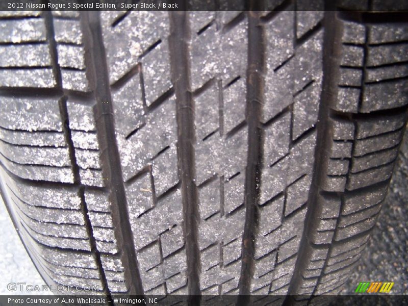 Super Black / Black 2012 Nissan Rogue S Special Edition