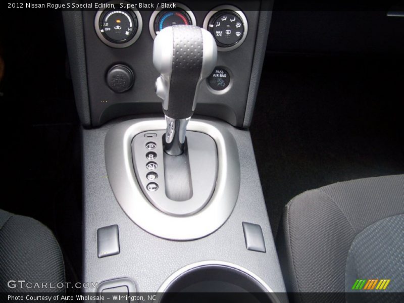 Super Black / Black 2012 Nissan Rogue S Special Edition