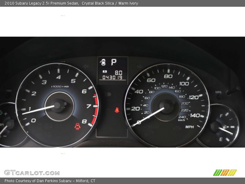 Crystal Black Silica / Warm Ivory 2010 Subaru Legacy 2.5i Premium Sedan